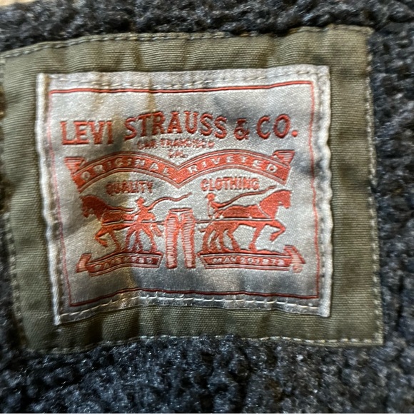 Levis Two Pocket Trucker Utility Jacket Pocket Military Faux Sherpa Lined Warm M - Picture 11 of 16